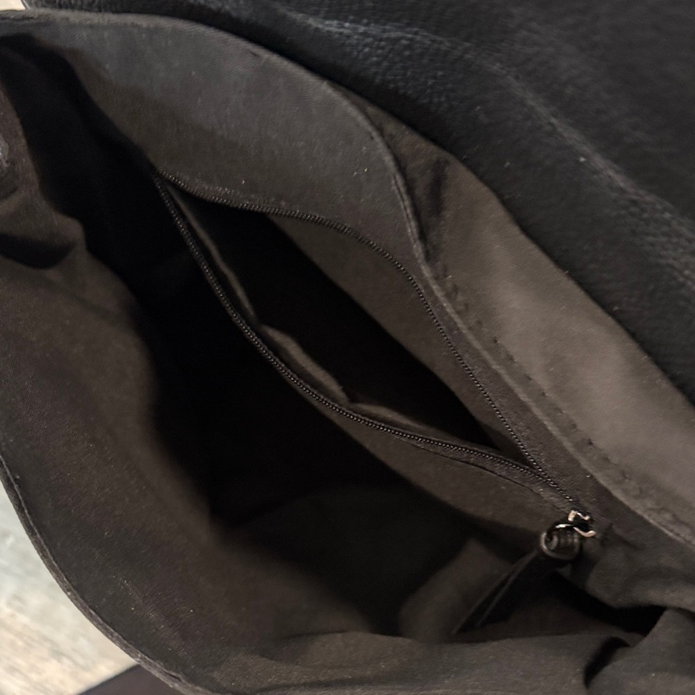 NWT Botkier Trigger mini black Backpack with Dust Bag NWT - Picture 4 of 4